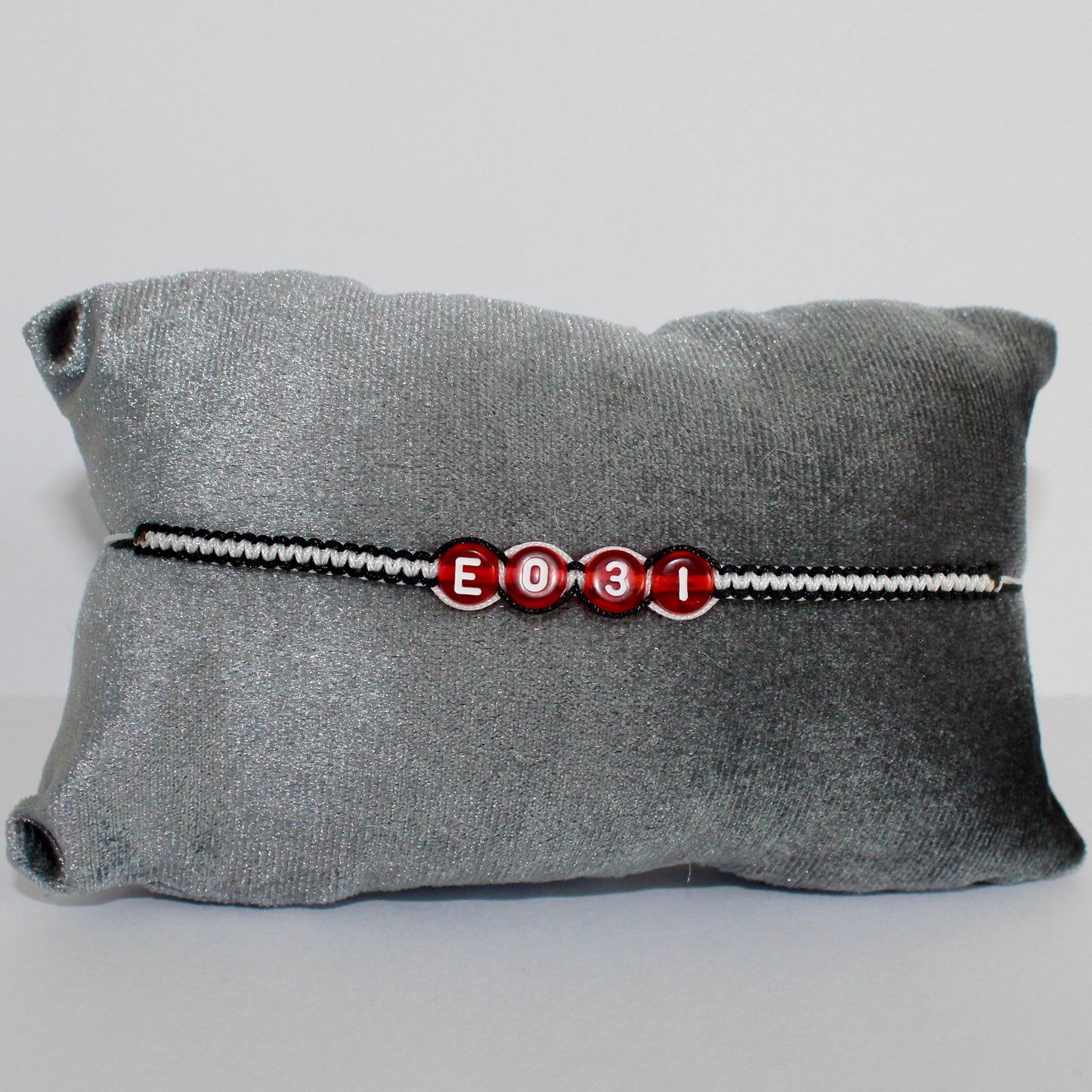 Esteban Ocon 31 Haas Bracelet 2