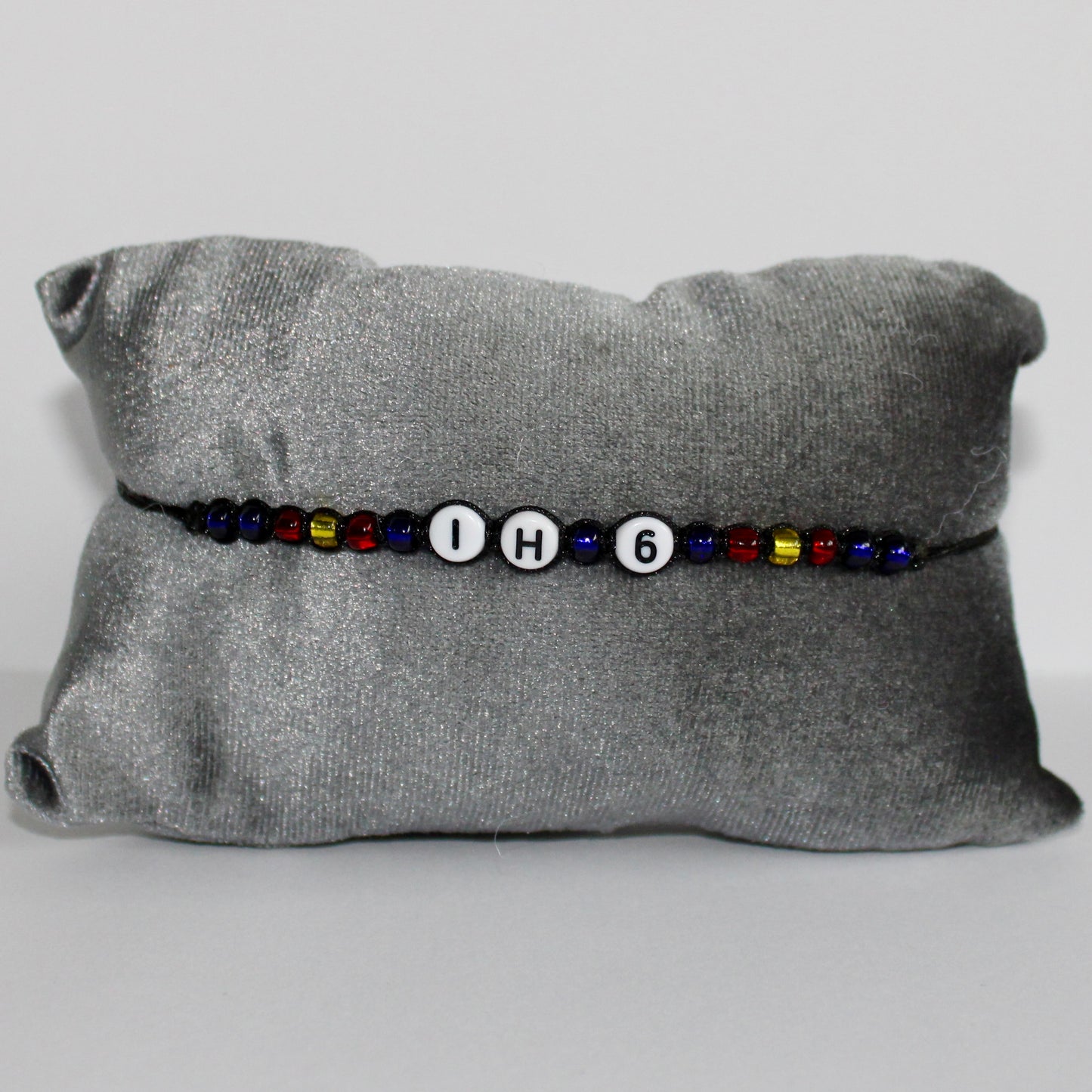 Isack Hadjar 6 Red Bull Bracelet 1